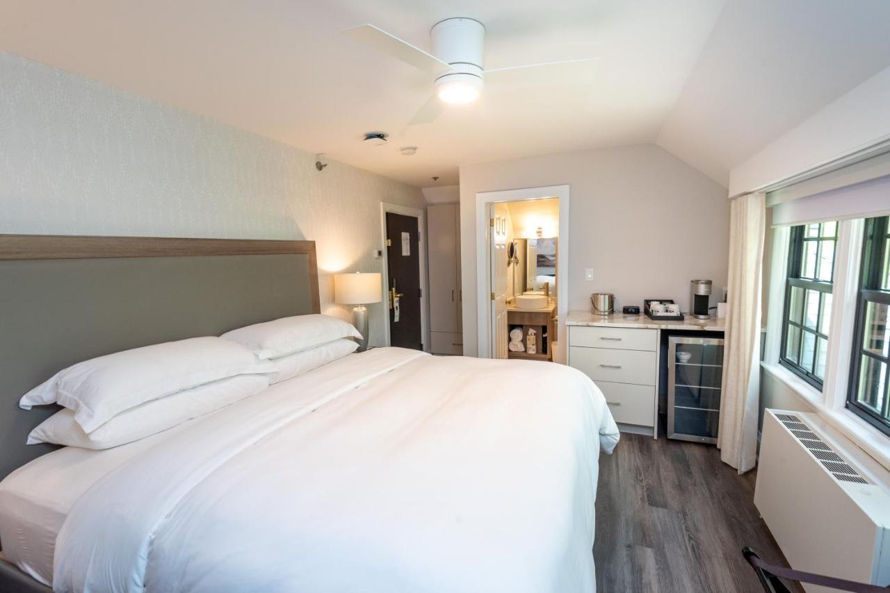 The Glenerin Inn Mississauga Zewnętrze zdjęcie