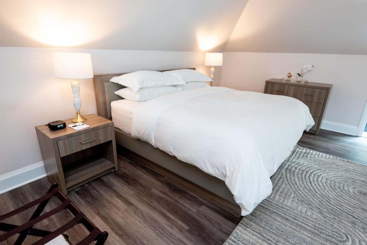 The Glenerin Inn Mississauga Zewnętrze zdjęcie